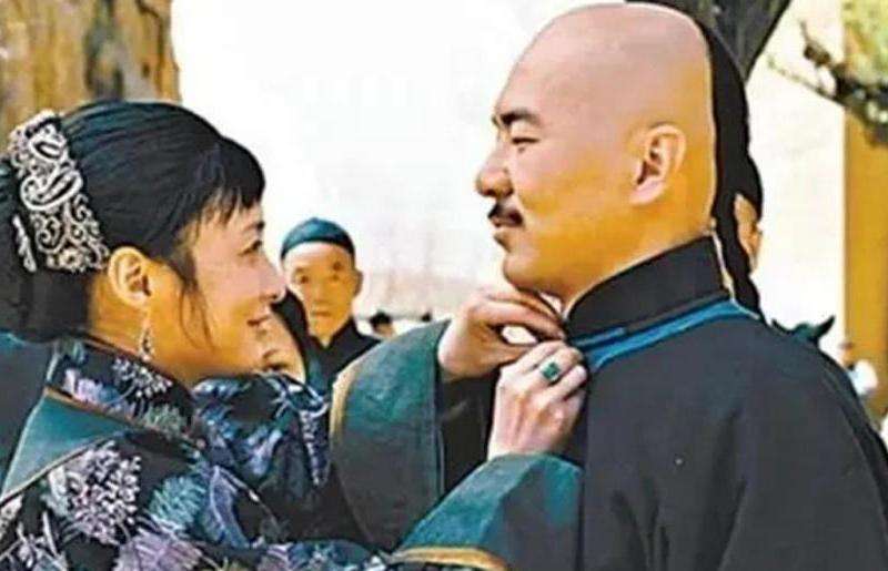 对陈勤在Facebook上的评价进行分析