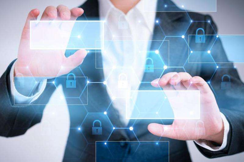 Facebook的风控措施与政策